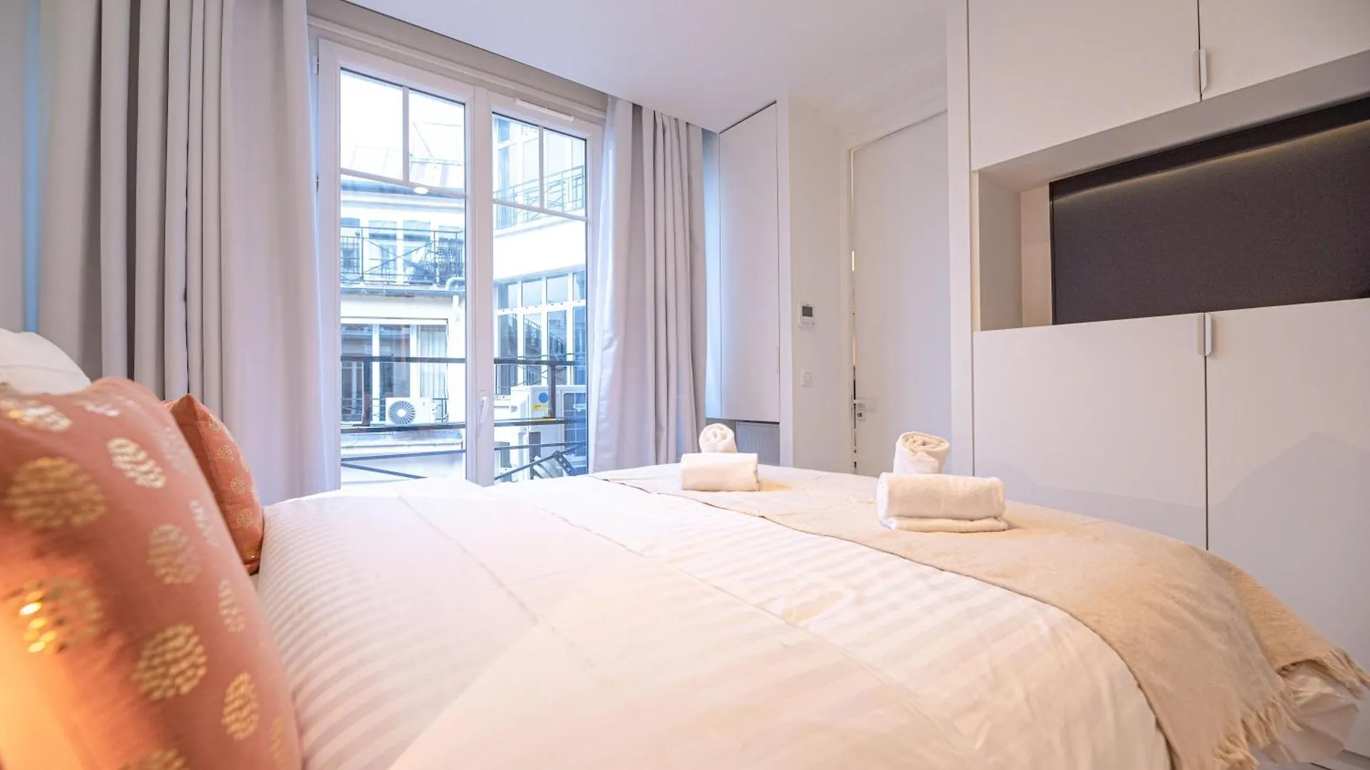 Apartment Amazing Flat - Champs Elysees