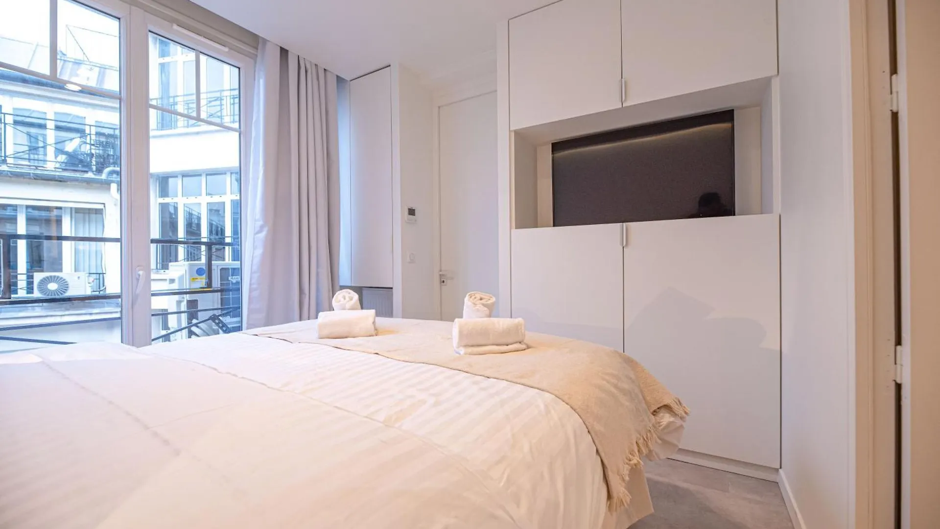 Amazing Flat - Champs Elysees Apartment Paris
